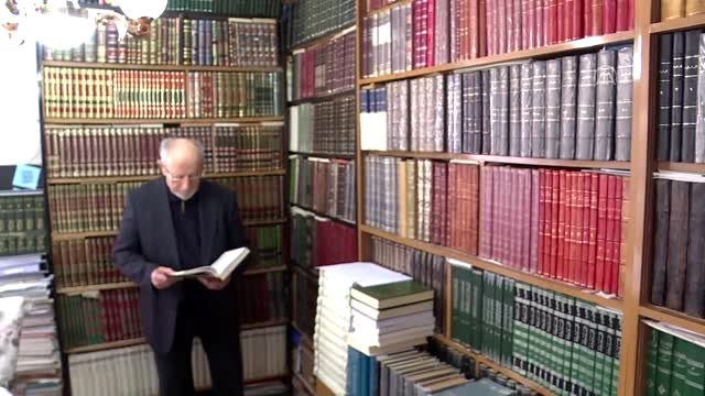 TÜRKİYE'NİN YAŞAYAN İLİM HAZİNELERİ: Din İşleri Yüksek Kurulu emekli üyesi İrfan Yücel (1)