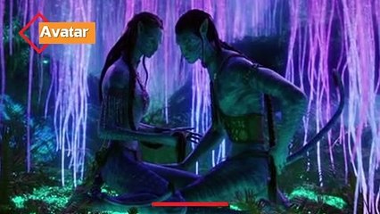 một là kỳ cục, hai là buồn cười không để đâu cho hết trên màn ảnh Hollywood