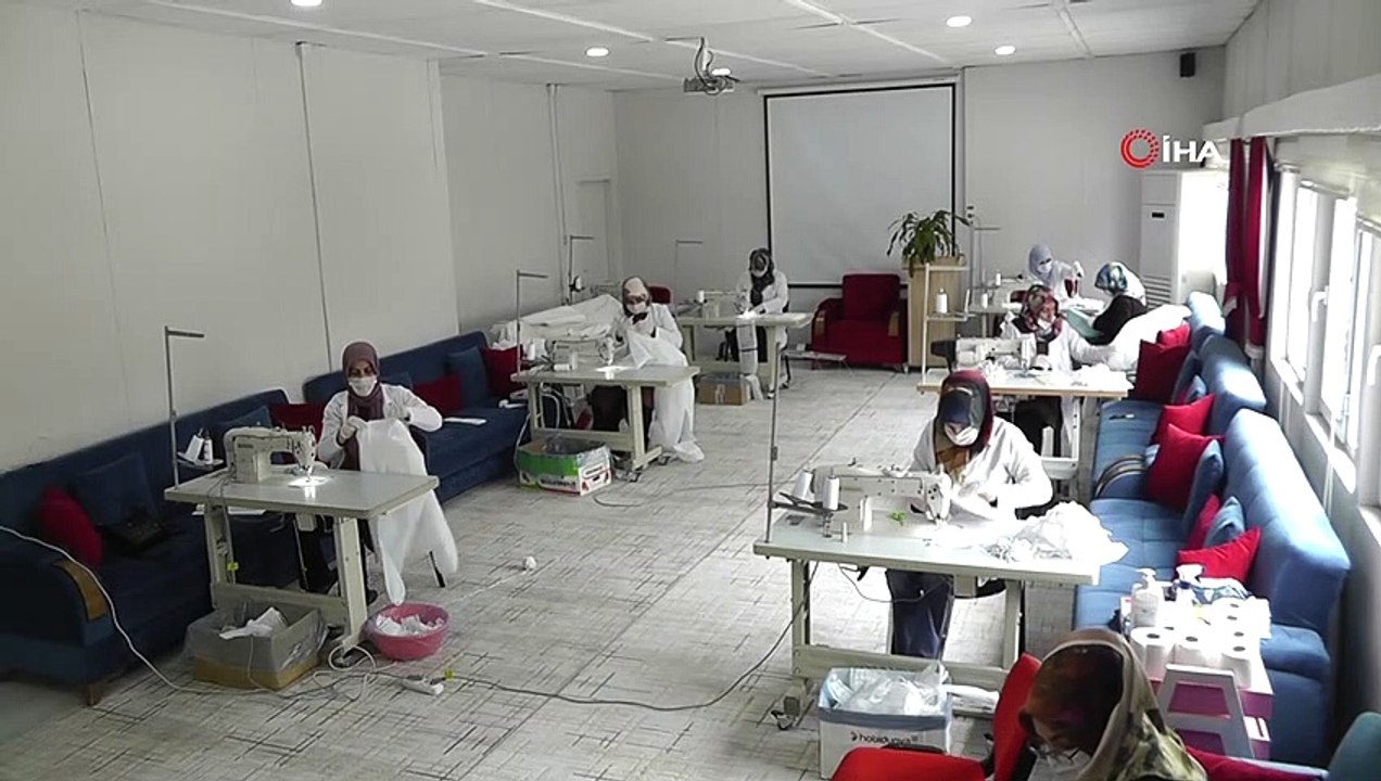 Erciş Kaymakamlığı'ndan günlük bin 500 adet maske üretimi