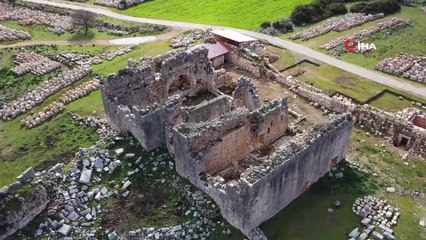 Patara kazılarında heyecanlandıran yazıt