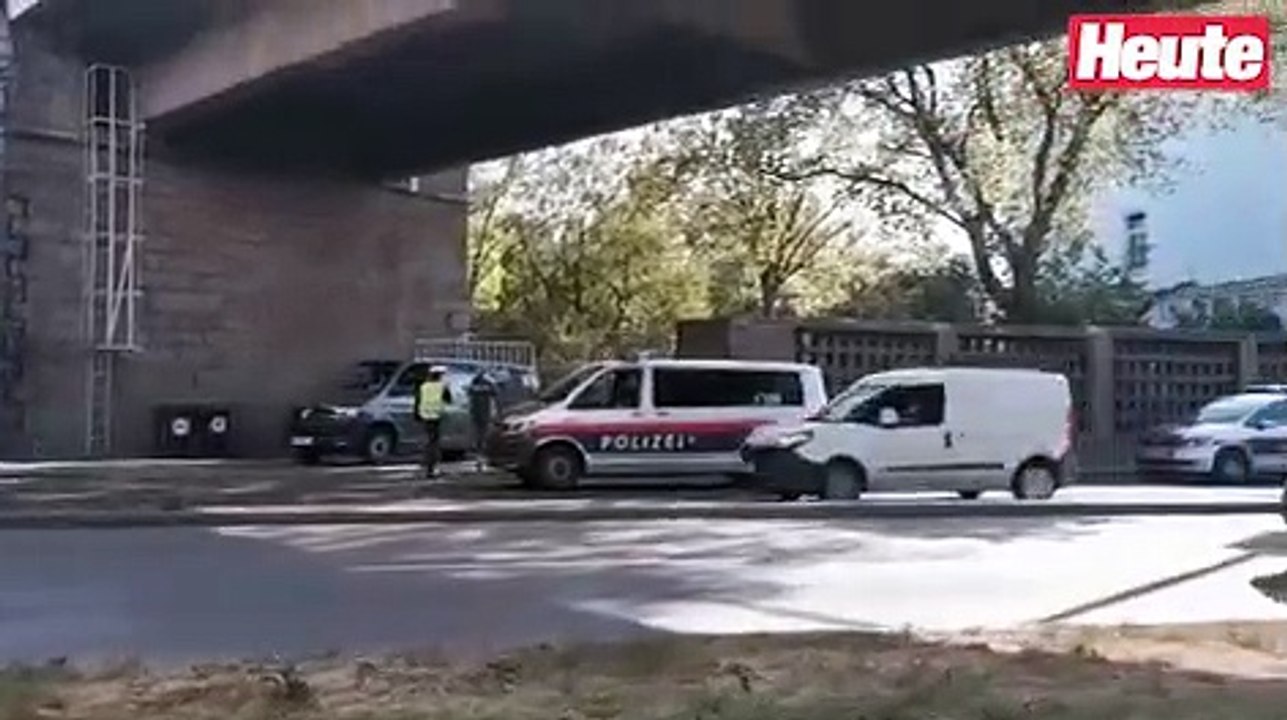 Flüchtlinge aus Wiener Corona-Quartier eskortiert