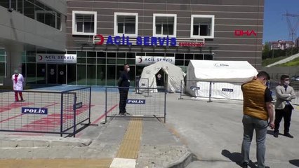 ÇANAKKALE Koronavirüsü yenen Başhekim, 'immün plazma' bağışında bulundu