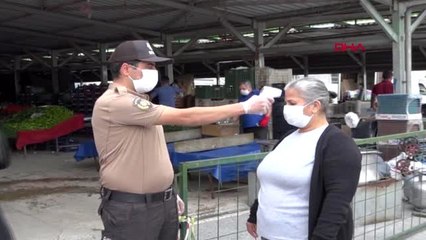 Mersin'de semt pazarlarında virüs tedbirleri üst seviyede