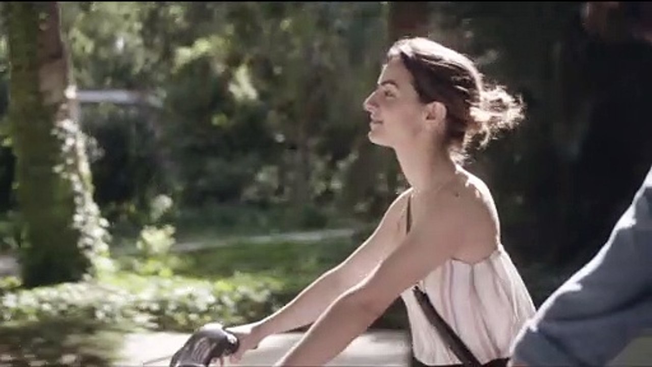 Una vez más - Tráiler
