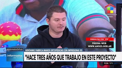 Fabrica manos ortopédicas con impresoras 3D para ayudar