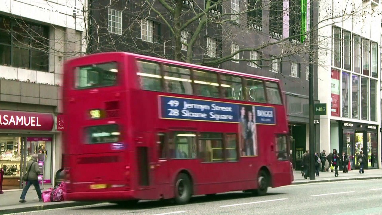 Royaume-Uni : récession historique en 2020, mais "temporaire" selon la Banque d'Angleterre