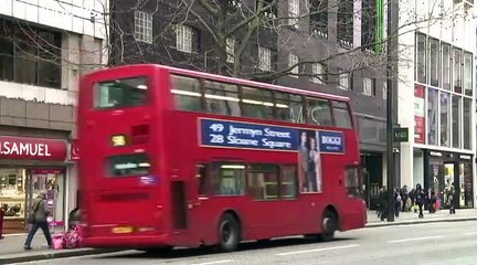 Royaume-Uni : récession historique en 2020, mais "temporaire" selon la Banque d'Angleterre