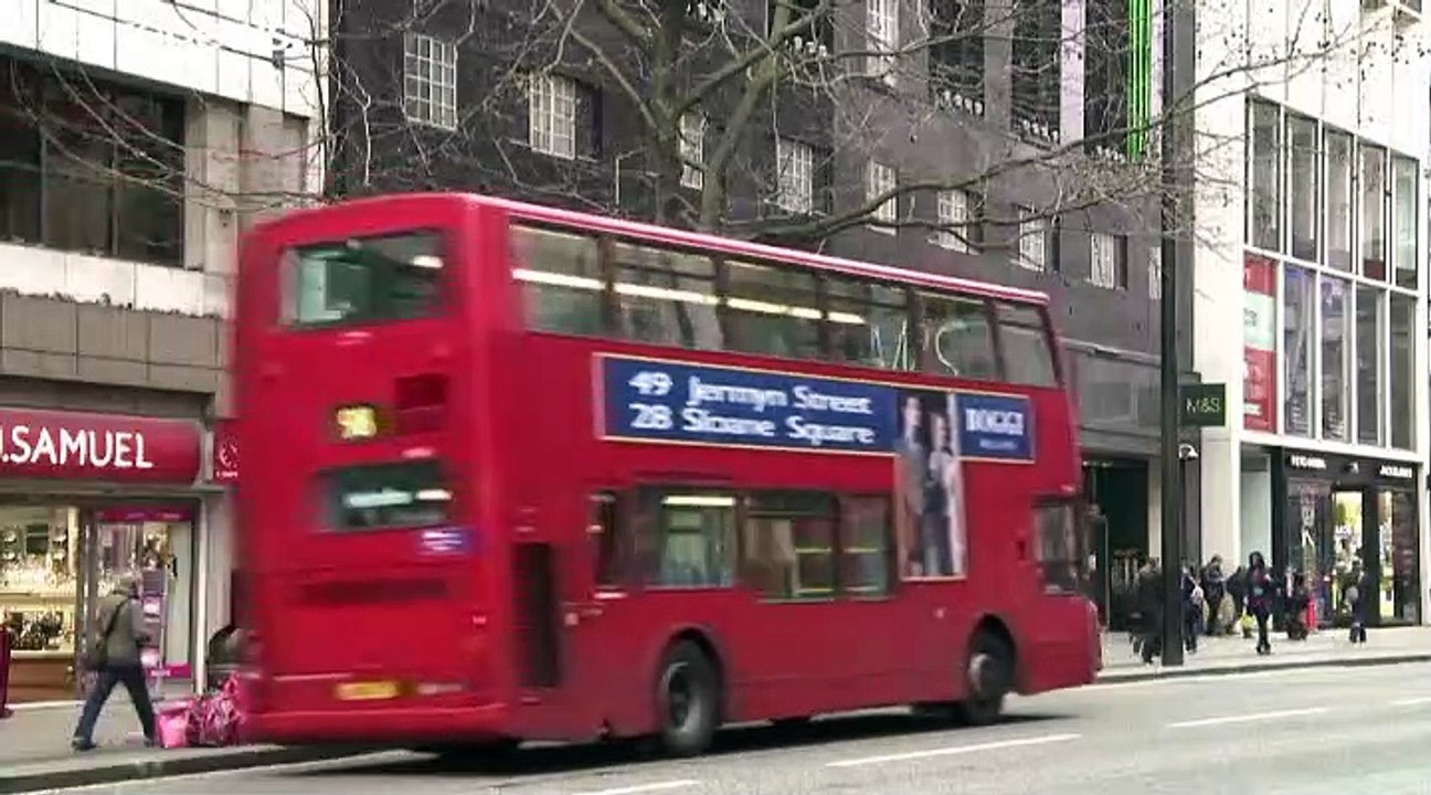 Royaume-Uni : récession historique en 2020, mais "temporaire" selon la Banque d'Angleterre