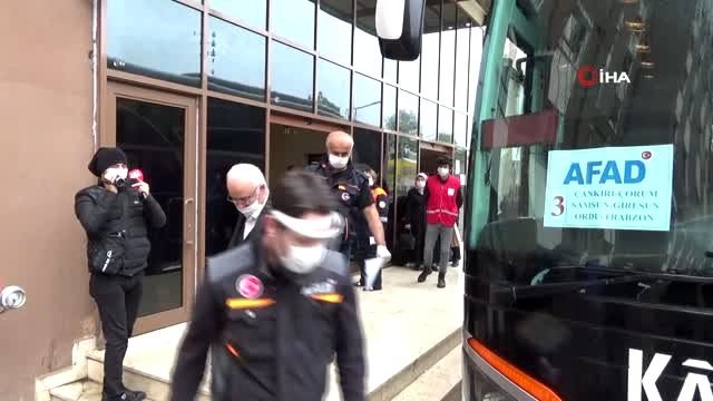 Bartın'da karantina süreleri tamamlanan gurbetçiler memleketlerine uğurlandı