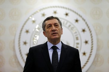 Yazın okullar açılacak mı? Bakan Selçuk, ısrarlı sorulara yanıt verdi