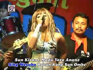 Reny Farida - Sasak Perot [Official Music Video]