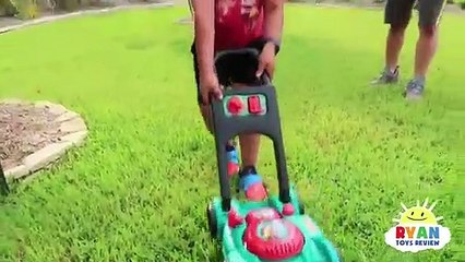 Making real working clock with fruits science experiment with Ryan!!!