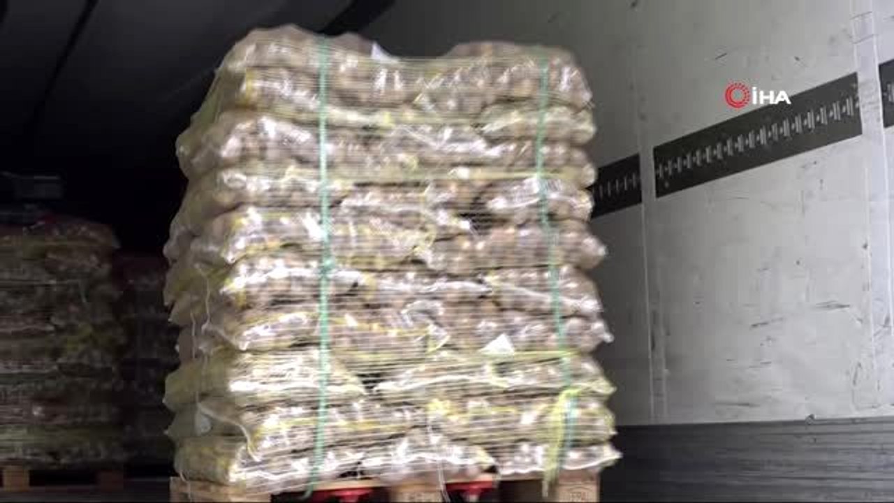 Alaşehir Belediyesi tarafından kurulan tanzim satışına büyük ilgi