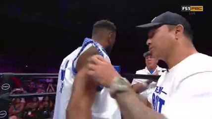 Austin Trout vs. Terrell Gausha  full fight