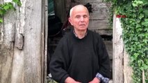 SAKARYA Gözleri görmeyen yaşlı adam, yıkılmak üzere olan evinde korkuyla yaşıyor