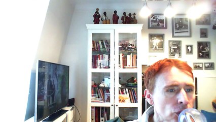 Wiwi égratigne "princesse carnivore" de Violett Pi