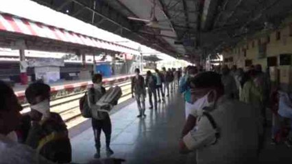 ट्रेन से बस्ती पहुंचे प्रवासी श्रमिकों ने कहा- 635 रु दिया किराया, BJP सांसद ने कही ये बात