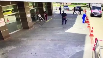 Çöpte bulunan bebek yaşam savaşı veriyor