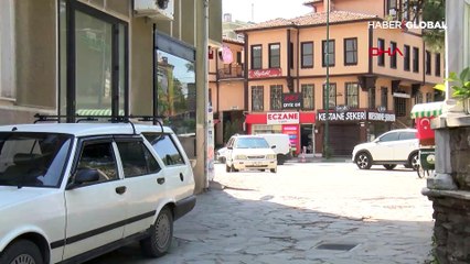 Türbenin üzerine 5 katlı apartman diktiler!