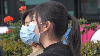 كمامات رئيس الوزراء تثير الجدل في اليابان