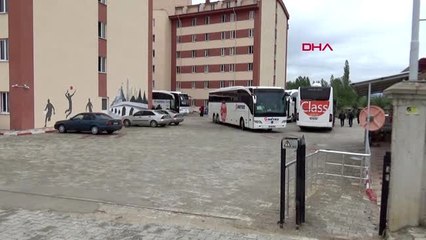 Tokat'ta, karantina süresi dolan 323 kişi evlerine uğurlandı