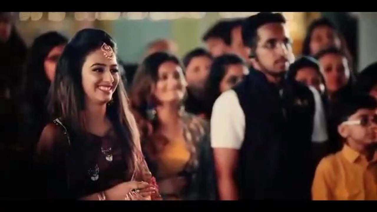 Best Romantic Wedding Dance Ever -- Indian wedding dance 2019 - New Wedding Dance 2019 April - YouTube_2