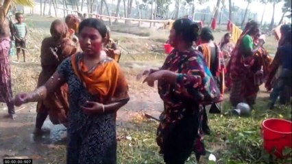 বিয়ে বাড়ি নাচ⁄#মেয়েদের কাদা মাটির খেলা লজ্জা পাচ্ছি.. wedding Check out the wedding house dance,