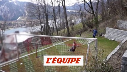 Manuel Neuer est déjà chaud pour la reprise de la Bundesliga - Foot - ALL - WTF