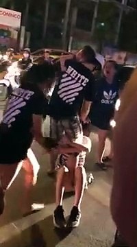 Vợ bế con cùng bố mẹ đẻ đánh ghen