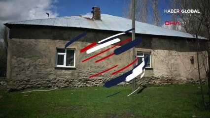 Yılan korkusu yüzünden evlerini terk ettiler