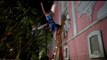 Isabela fecha janela e derruba Rebeca da escada - Cúmplices de um Resgate (reprise) (15/04/2020) (22h27) | SBT 2020
