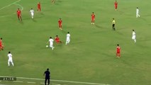 Đoàn Văn Hậu dứt điểm má ngoài chân trái đưa bóng vào góc cao khiến thủ môn của Olympic Oman không có cơ hội cản phá ở phút 89.