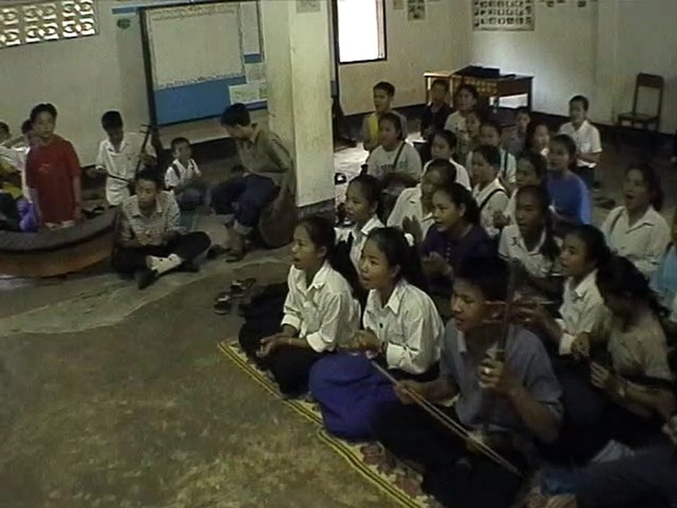 PDM 2020 - chants centre culturel Luang Prabang 1999 -part 1
