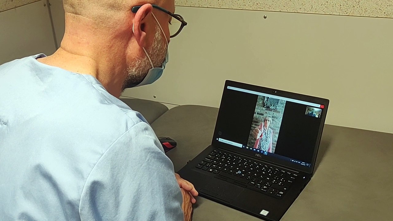 Faire sa rééducation avec son kiné, par vidéoconférence