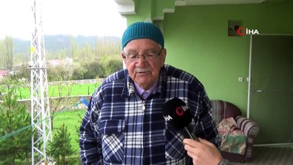 Jandarma sandı, kendi elleriyle teslim etti