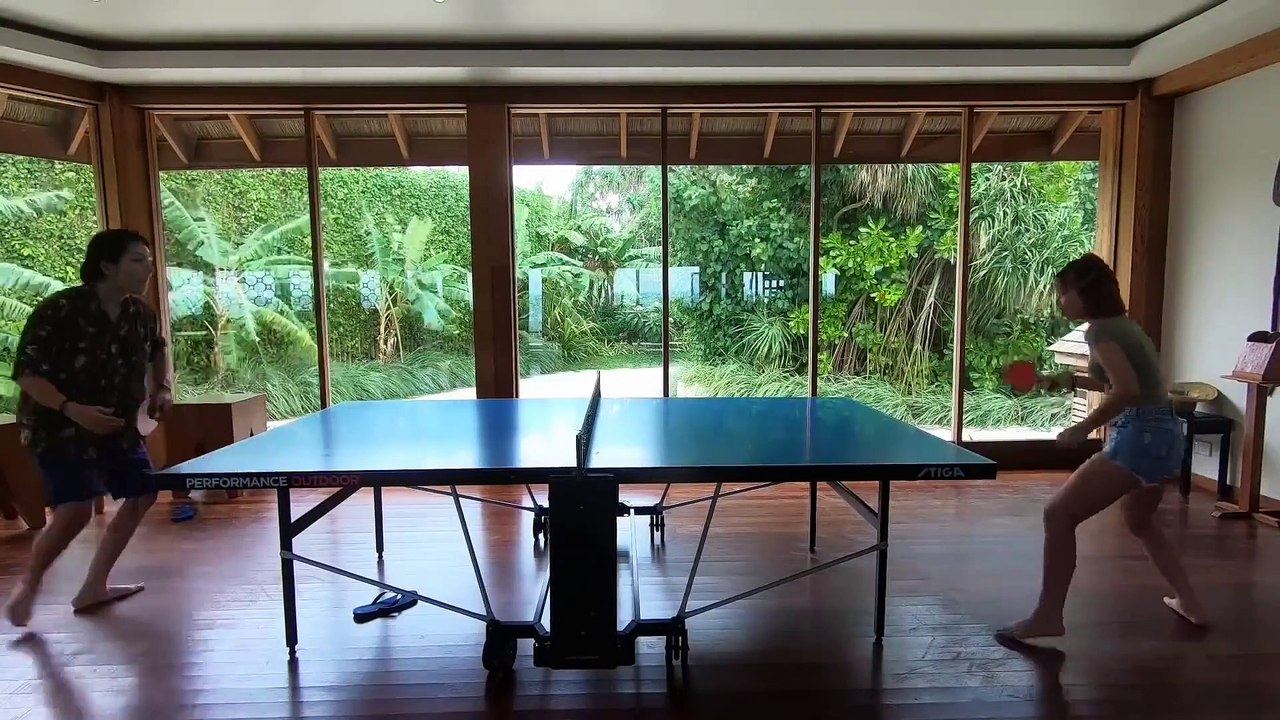 Khởi My - Kelvin Khánh đi hưởng tuần trăng mật Maldives