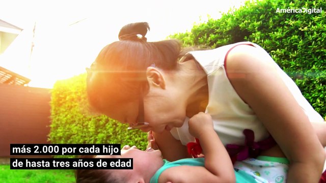 Senadores demócratas proponen apoyos de 2 mil dólares mensuales a la mayoría de estadounidenses