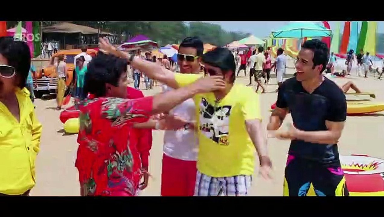 Johnny Lever best comedy scene - Golmaal 3 _ Ajay Dvegn, Kareena Kapoor & Arshad Warsi .