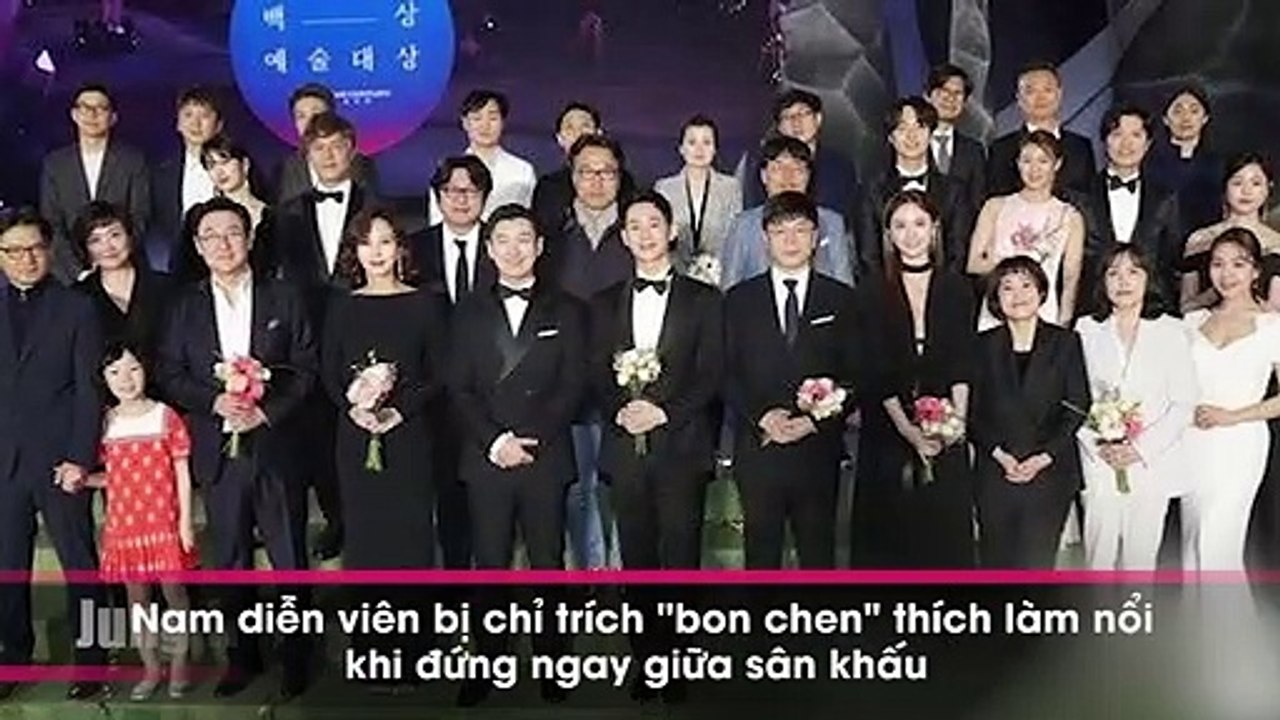 bị chỉ trích kênh kiệu gây phẫn nộ!