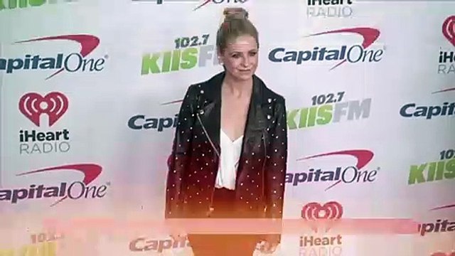 Sarah Michelle Gellar re-wore Buffy’s prom look, and we’re getting emotional