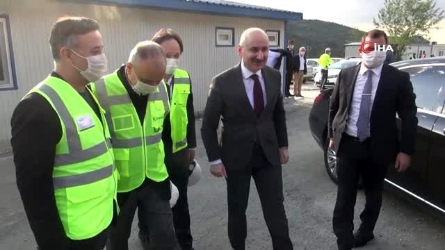 Ulaştırma ve Altyapı Bakanı Adil Karaismailoğlu: T26 tüneli tamamlandığı Ankara-İstanbul arası YHT...