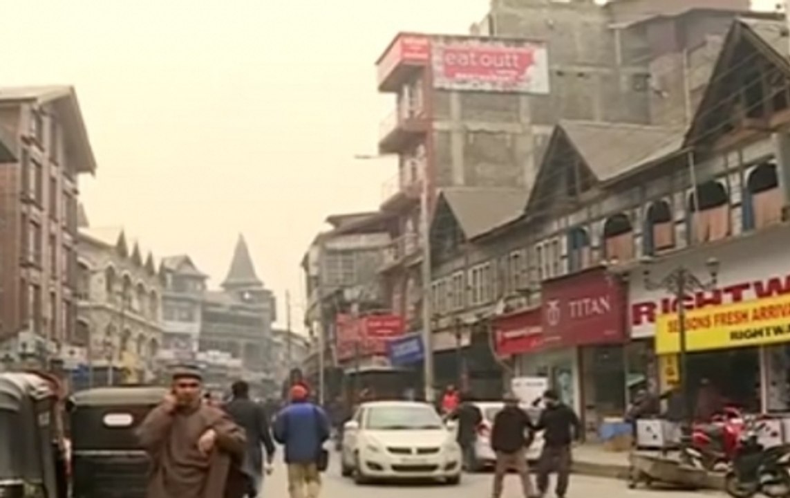Abki bar Kiski Sarkar: Mood of public for upcom...
