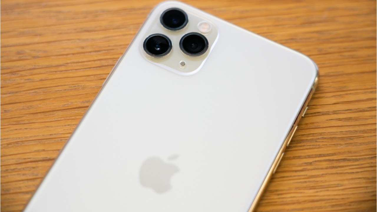 Apple To Open Some U.S. Stores Next Week
