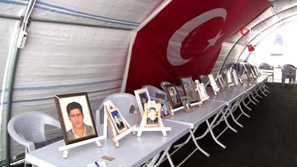 HDP önündeki aileler kısıtlama nedeni ile eylemlerine 2 gün ara verdi