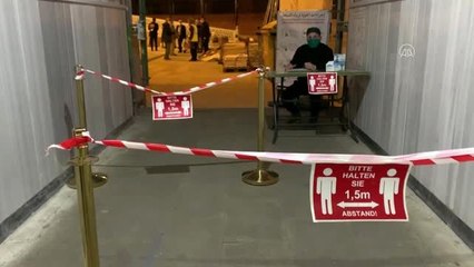 Almanya'da camiler yeniden ibadete açıldı