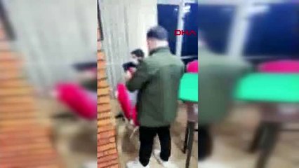 KUMAR OYNARKEN YAKALANINCA ÇATI KATINA KAÇTILAR