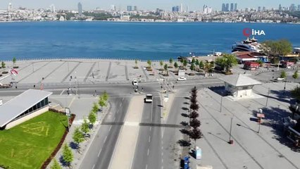 Sokağa çıkma kısıtlaması sonrası Üsküdar Meydanı boş kaldı