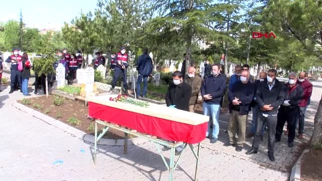 KAYSERİ Grup Yorum üyesi Gökçek, Kayseri'de toprağa verildi