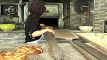Tezgahtar olarak işe başladı, şimdi taş fırında ekmek pişiriyor