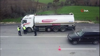 Jandarma ekiplerinden drone ile yol kontrolü